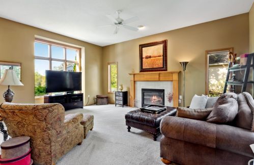 2225 Estates Dr, Saint Paul MN  55122-4032 exterior