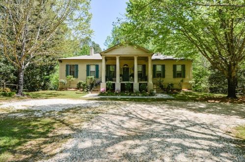 1890 Mack Dobbs Rd, Kennesaw, GA 30152-3266