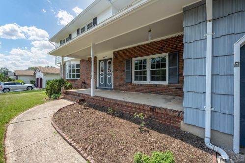 82 Haines Ave, Piscataway, NJ 08854-5224