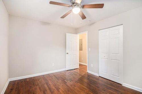 484 Fairlane Cir, Atlanta GA  30331-1508 exterior