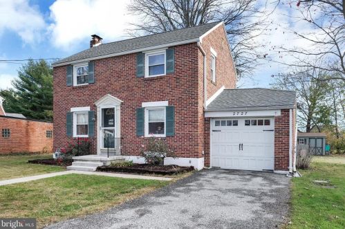 2727 Clear Springs Blvd, York, PA 17406-3006