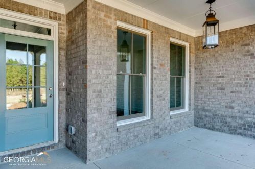 1100 Riverhill Dr, Bishop, GA 30621-6122
