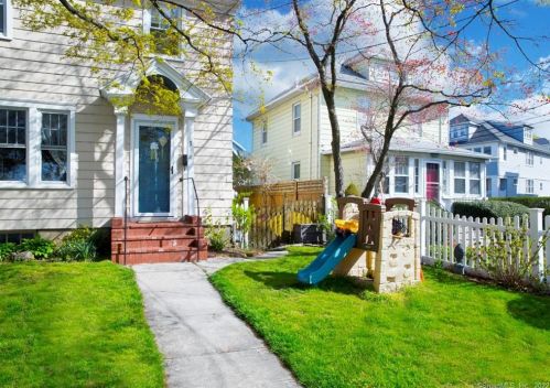 3 Osborne Ave, Norwalk, CT 06855-1805
