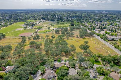 4712 Sun Run Ln, Fair Oaks, CA 95628-6590