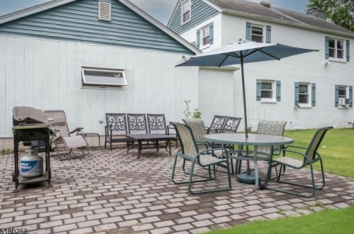 19 Drakestown Rd, Hackettstown NJ  07840-5649 exterior