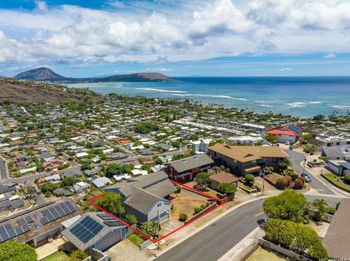 5287 Poola St, Honolulu HI  96821-1556 exterior