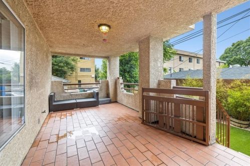 4817 120, Hawthorne CA 90250-2724 exterior