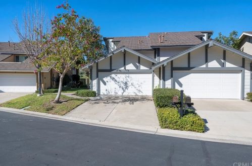 7315 Singingwood Dr, Anaheim, CA 92808-1700