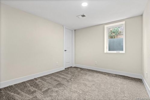 1555 Rosemary St, Denver CO  80220-1955 exterior