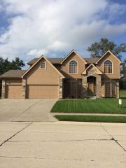5302 Timberridge Dr, Omaha, NE 68133-2782