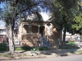 715 Church St, Stockton, CA 95203-3607
