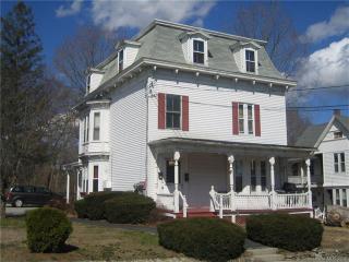 23 Sunnyside Ave, Putnam, CT 06260-1881