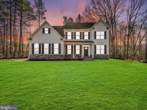 85 Poplar Rd, Fredericksburg, VA 22406-5020