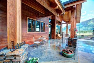 46601 Foothill Rd, Haines OR  97833 exterior