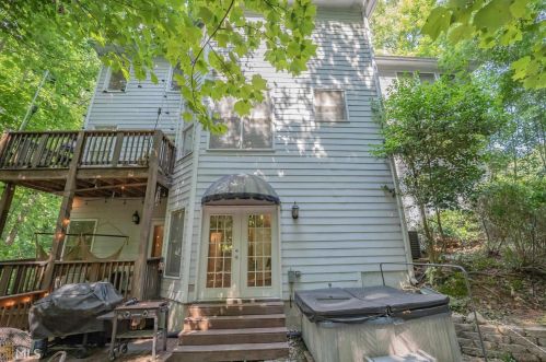 408 Harris Manor Dr, Atlanta GA  30311-2118 exterior