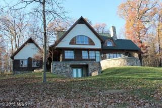 10210 Possum Hollow Dr, Delaplane, VA 20144-1745