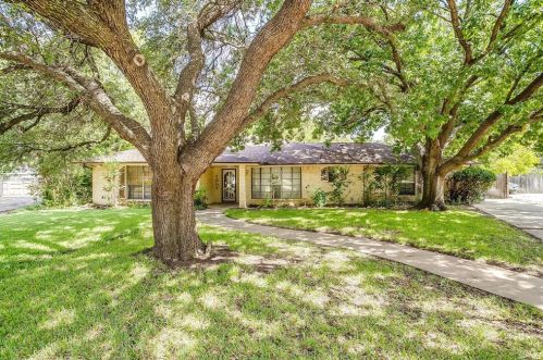 7001 Candlestick Ct, Fort Worth, TX 76133-6223