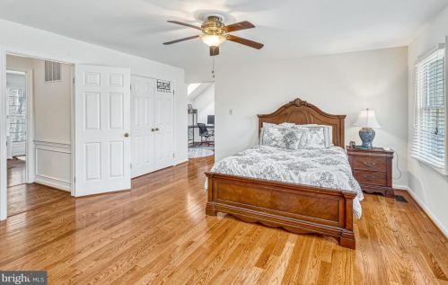 12125 Darnley Rd, Woodbridge VA  22192-6615 exterior