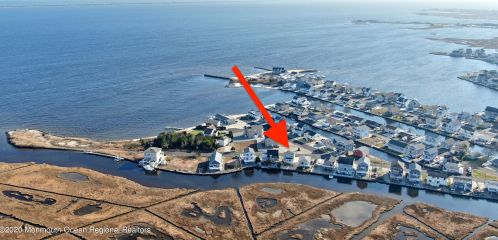 220 Bay Dr, Berkeley Township, NJ 08721-3119
