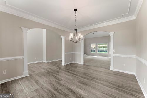 4810 Highland Lk Dr, Atlanta GA  30349-3913 exterior