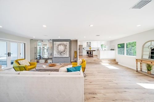 212 Carolwood Dr, Arcadia, CA 91006-1510