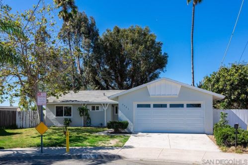 2901 Jody Ln, Oceanside, CA 92056-4353