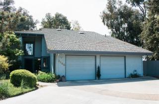 2046 Waldby Ave, Fresno, CA 93727-5985