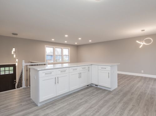 317 Round Hill Ct, Lemont IL  60440-2123 exterior