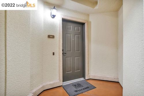 800 Abel St, Milpitas, CA 95035-8693