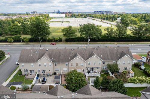 3502 20th St, Philadelphia, PA 19145-5709