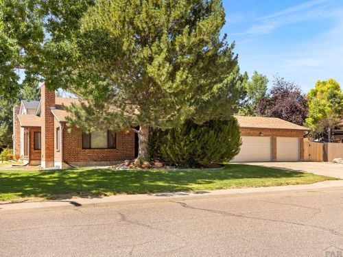 4501 Cedarweed Blvd, Pueblo, CO 81001-1065