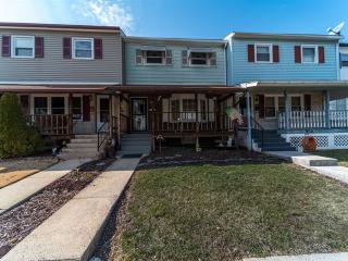 206 Hendel St, Reading, PA 19607-2412