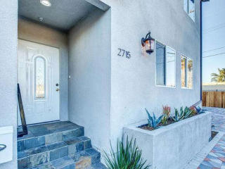 2715 Hauser Blvd, Los Angeles, CA 90016-3221