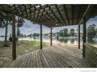 8096 Waterford Dr, Stanley, NC 28164-7743