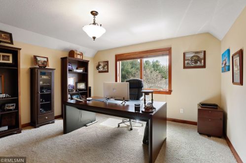 4766 Cumberland St, Saint Paul MN  55126-6061 exterior