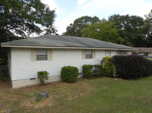 1302 Irwin Bridge Rd, Conyers, GA 30012-3522