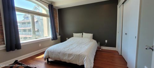 508 Cookman Ave, Tinton Falls NJ  07712-7136 exterior