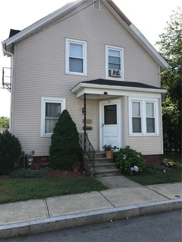 246 Metacom Ave, Warren, RI 02885-1926
