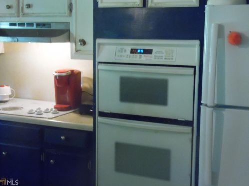 3661 Mountain Cove Rd, Lithonia, GA 30039-8409
