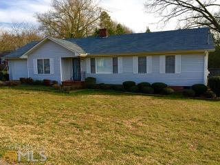 19 Ginn St, Bowman, GA 30624-2243