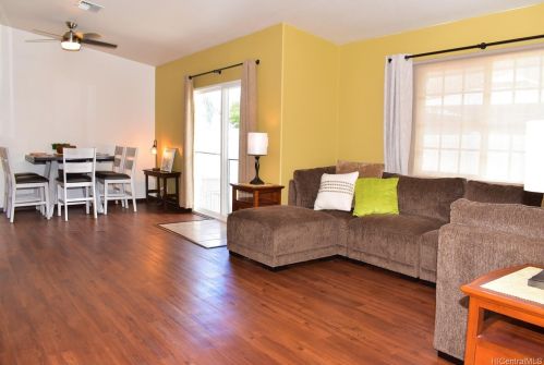 87-1004 Kaiamekala St, Nanakuli, HI 96792
