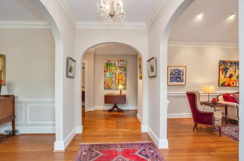 453 Manor Ridge Dr, Atlanta, GA 30305-3509
