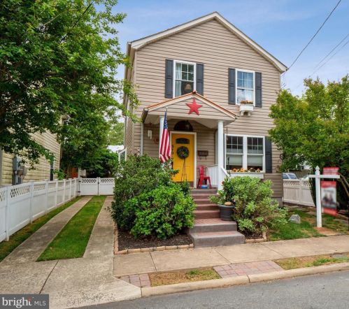 510 Shepherd St, Fredericksburg, VA 22401-5635