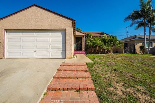 610 Clymar Ave, Compton, CA 90220-3322