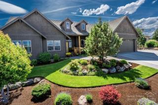 3525 35th Pl, Eagle Crest, OR 97756-7979
