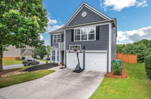 164 Wallnut Hall Cir, Holly Springs, GA 30189-4208