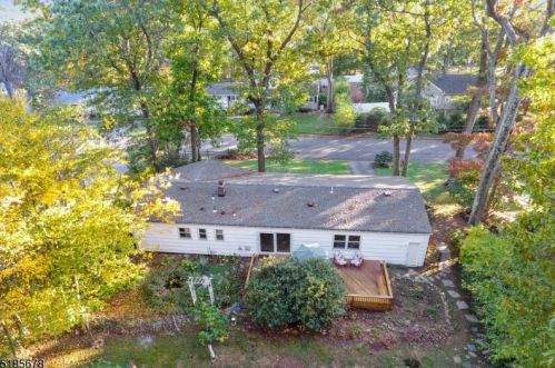 26 Misty Mountain Rd, Dover NJ  07869-4729 exterior