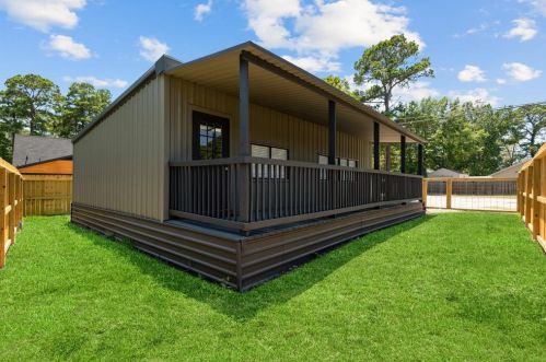 10880 Sleepy Hollow Rd, Conroe TX  77385-1602 exterior