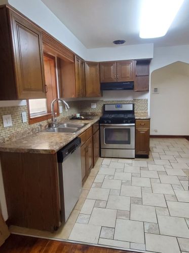 3218 Ave, Forest View IL  60402-3536 exterior