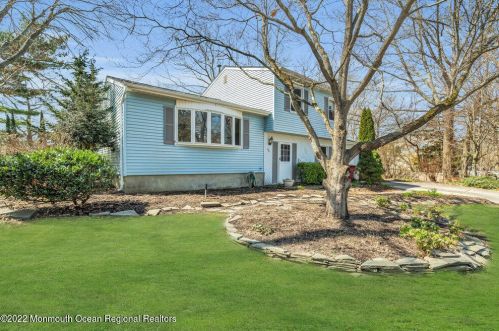 46 Woodland Rd, Berkeley Township, NJ 08721-1920